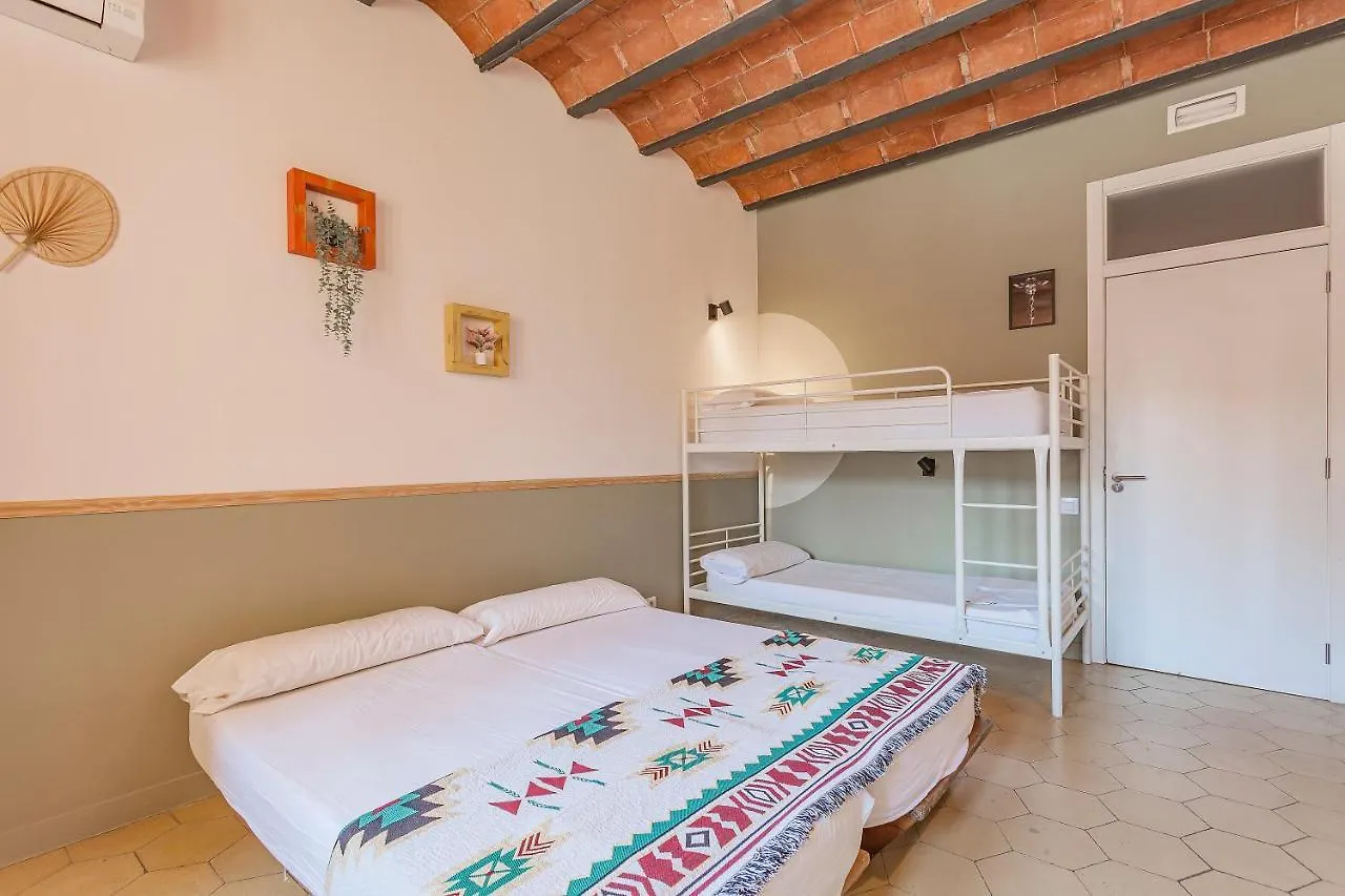 Bird House Hostel Barcelona