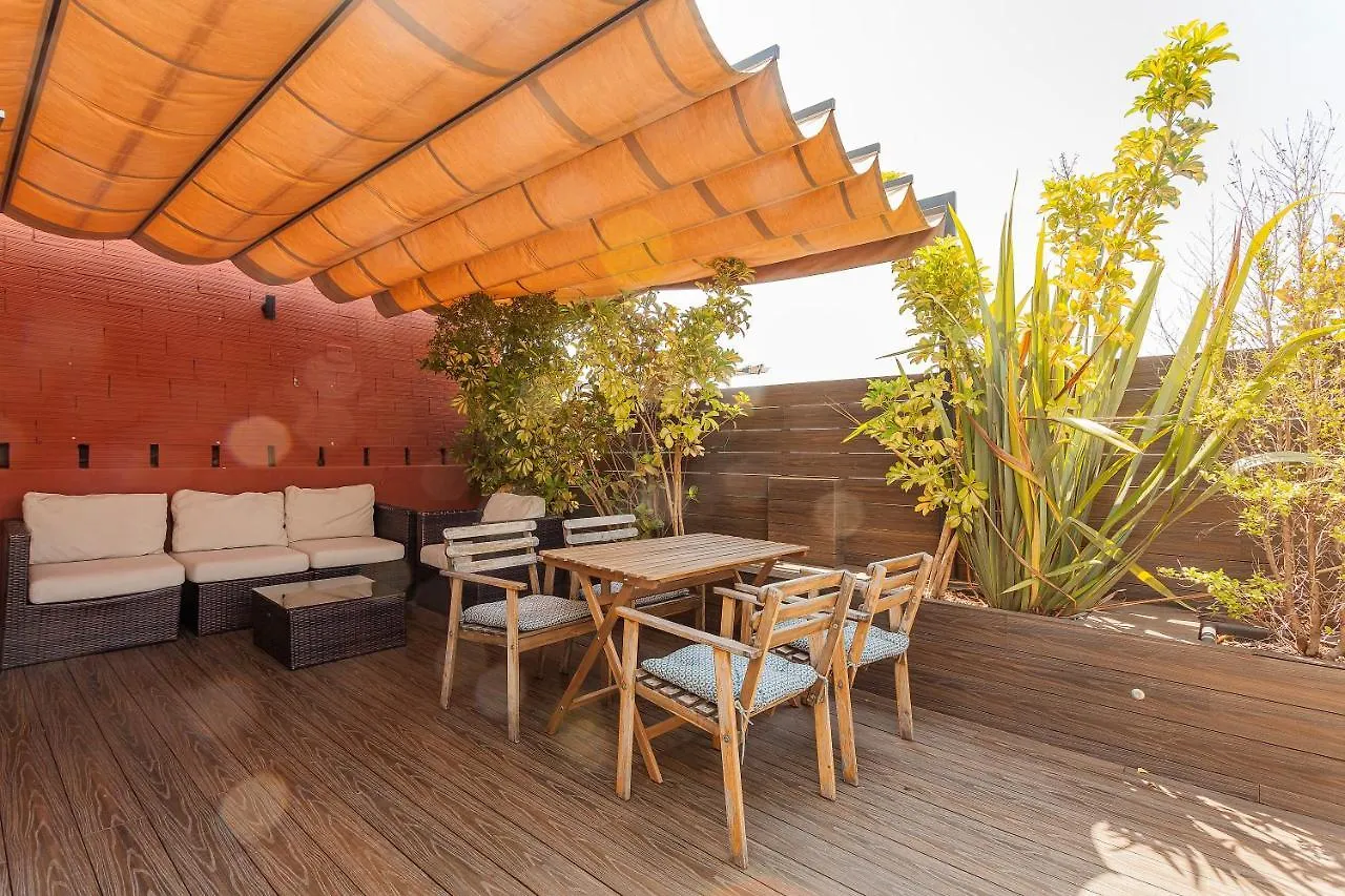 Bird House Hostel Barcelona 0*,