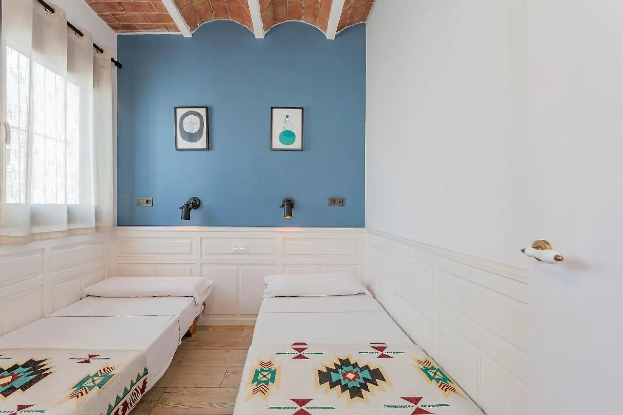 Bird House Hostel Barcelona