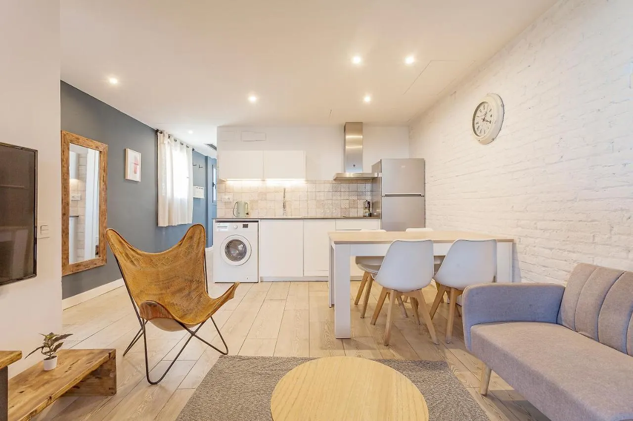 Bird House Hostel Barcelona